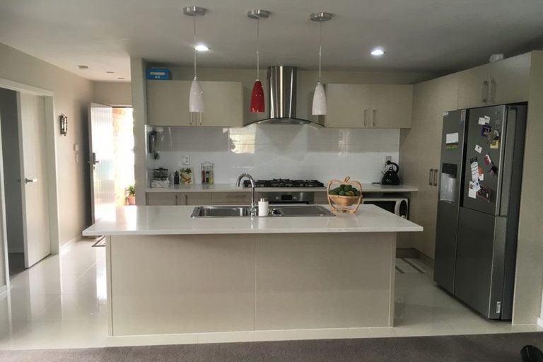 Photo of property in 240 Harbourside Drive, Karaka, Papakura, 2113