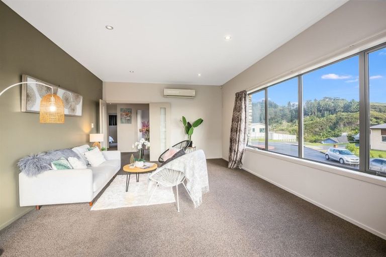 Photo of property in 51 Spyglass Lane, Whitby, Porirua, 5024