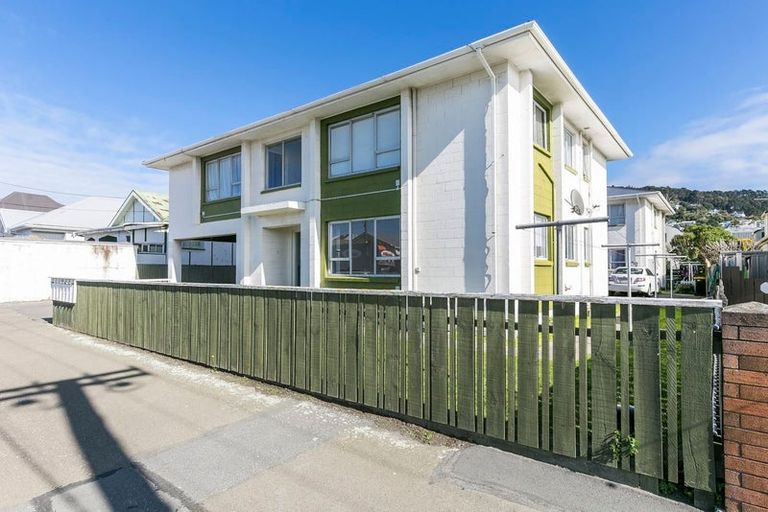 Photo of property in 1/22 Ross Street, Kilbirnie, Wellington, 6022