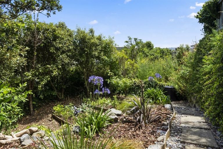 Photo of property in 1 Forth Place, Papakowhai, Porirua, 5024