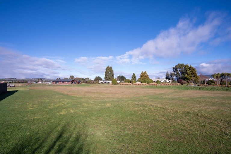 Photo of property in 14 Hawea Place, Te Anau, 9600