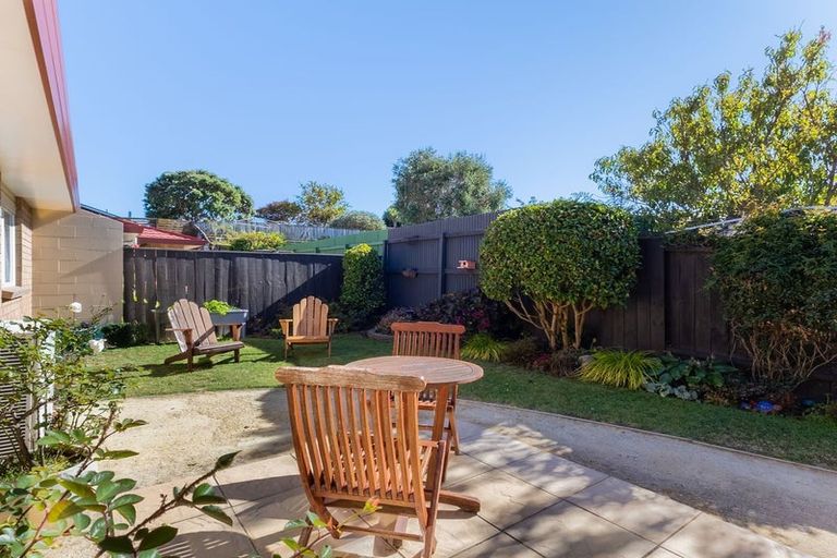 Photo of property in 5 Beachwater Grove, Paraparaumu Beach, Paraparaumu, 5032