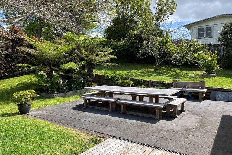 Photo of property in 54 Gledstane Road, Stanmore Bay, Whangaparaoa, 0932