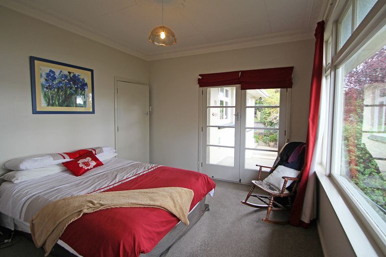 Photo of property in 14 Solway Street, Holmes Hill, Oamaru, 9401