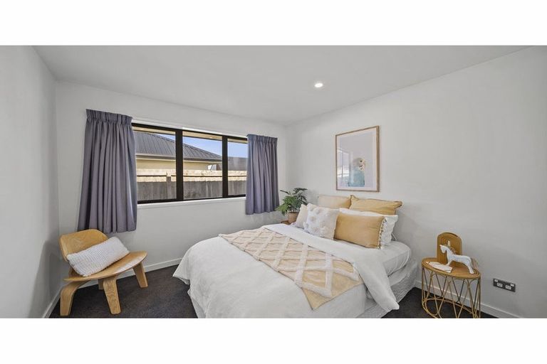 Photo of property in 32 Robert Duncan Road, Belfast, Christchurch, 8051