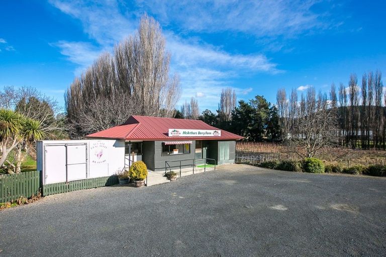 Photo of property in 781 Outram-mosgiel Road, Riverside, Mosgiel, 9073