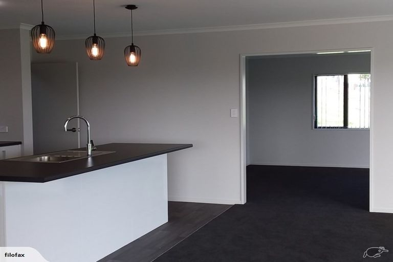 Photo of property in 115 Nixon Road, Taupaki, Henderson, 0782