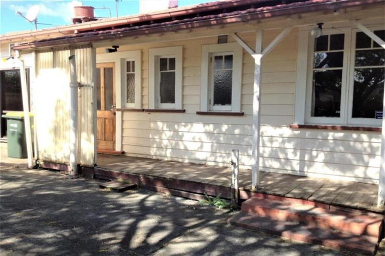 Photo of property in 56 Old Wairoa Road, Papakura, 2110