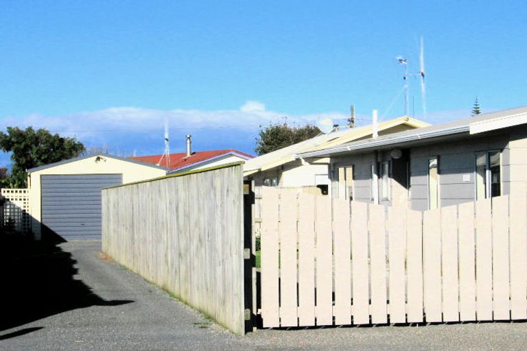 Photo of property in 89b Rangiuru Road, Otaki Beach, Otaki, 5512