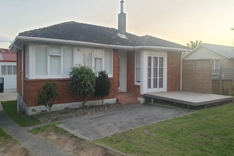 Photo of property in 114 Links Avenue, Mount Maunganui, 3116
