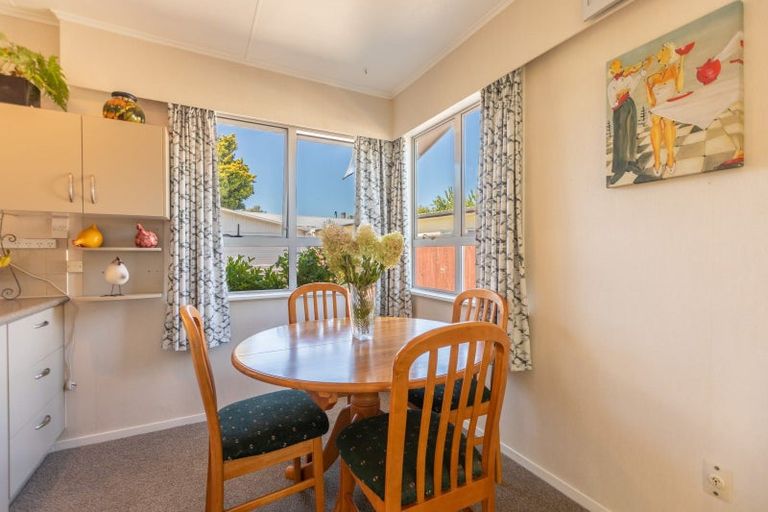 Photo of property in 3 Shortland Street, Tamatea, Napier, 4112