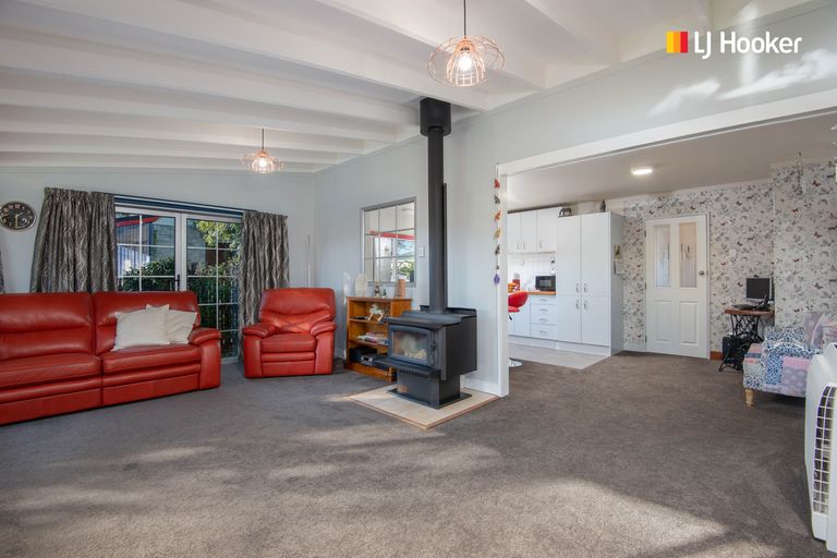 Photo of property in 2 Oak Place, Mosgiel, 9024