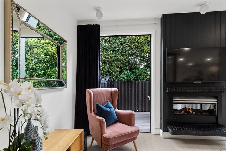 Photo of property in 34a Saltburn Road, Milford, Auckland, 0620