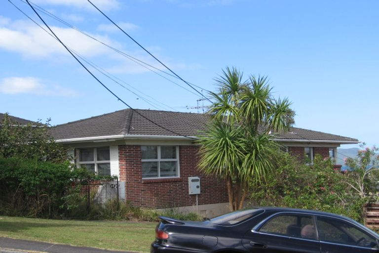 Photo of property in 9 Seaview Road, Castor Bay, Auckland, 0620