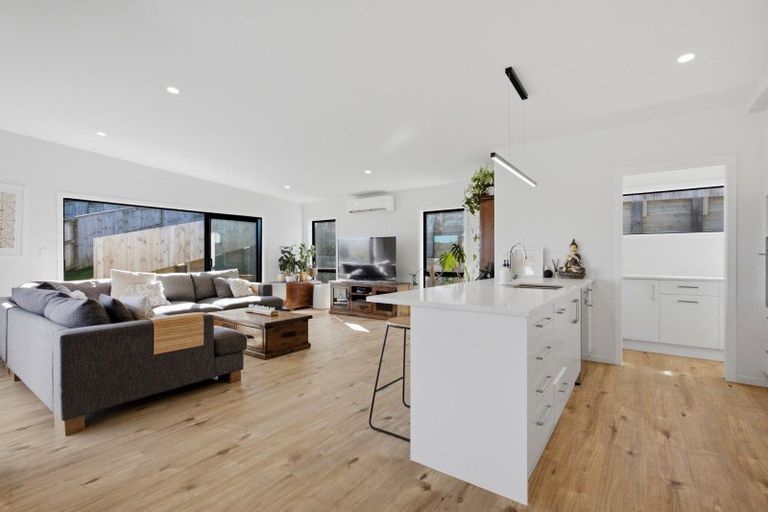 Photo of property in 12 Bob Carter Place, Welcome Bay, Tauranga, 3175