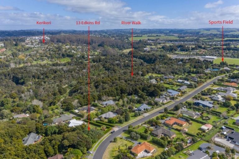 Photo of property in 13 Edkins Road, Kerikeri, 0230