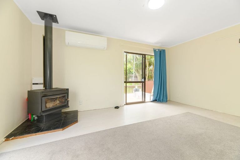 Photo of property in 146 Coxhead Road, Wattle Downs, Auckland, 2103