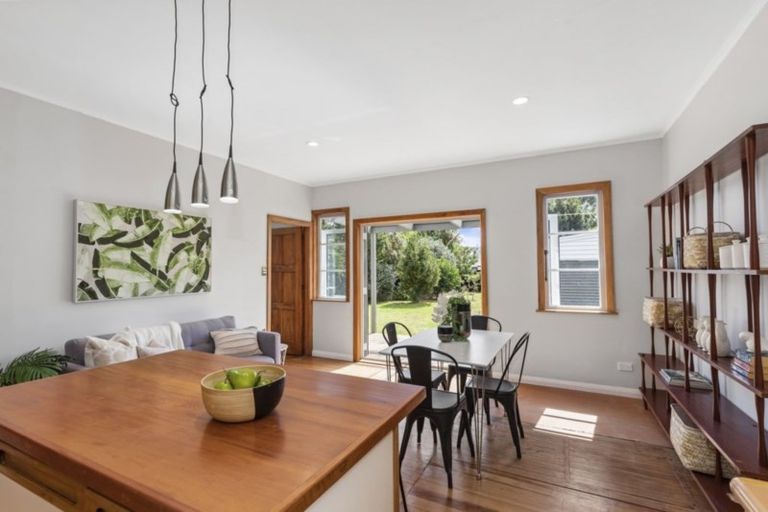Photo of property in 77a Riverside Drive, Waiwhetu, Lower Hutt, 5010