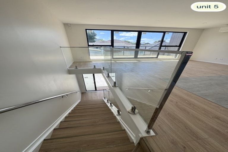 Photo of property in 45 Miro Street, New Lynn, Auckland, 0600