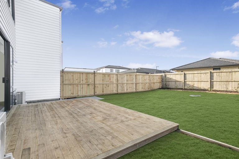 Photo of property in 9 Gum Spear Road, Takanini, 2112