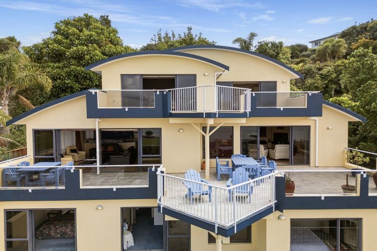 Photo of property in 33 Harbour View Road, Omokoroa, 3114