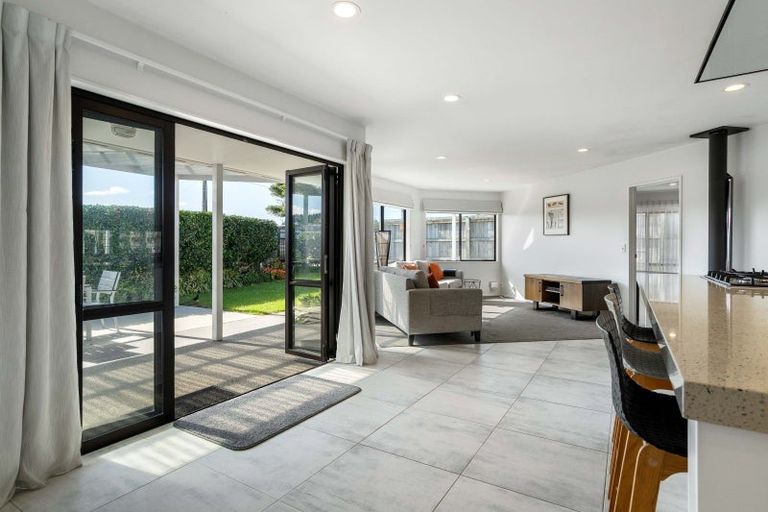 Photo of property in 205 Tamaki Road, Whangamata, 3620