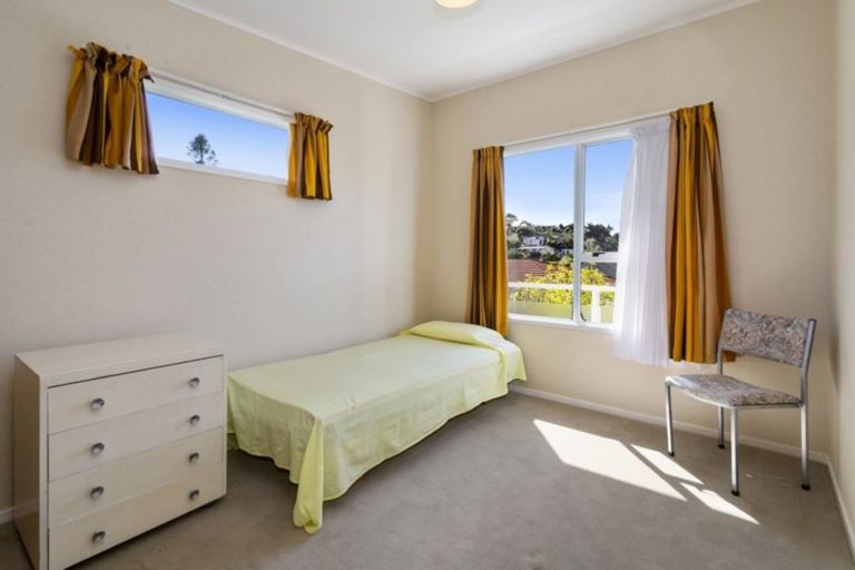 Photo of property in 23 Findlay Street, Tawa, Wellington, 5028