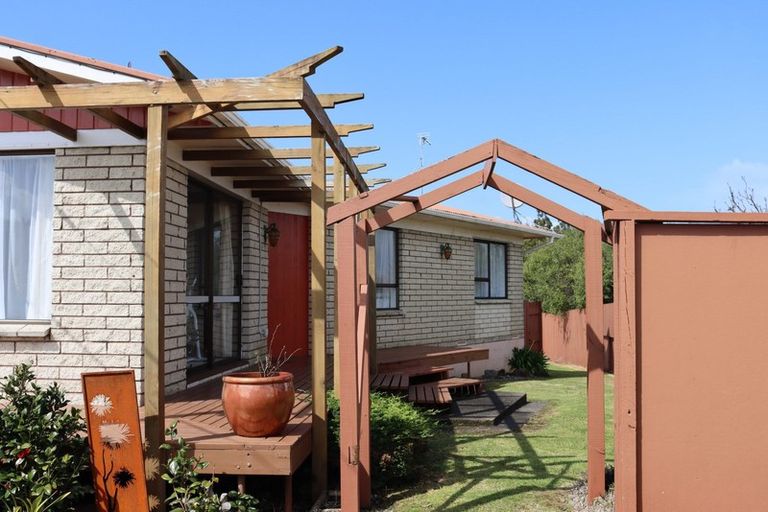 Photo of property in 9 Station Road, Puriri, Thames, 3578