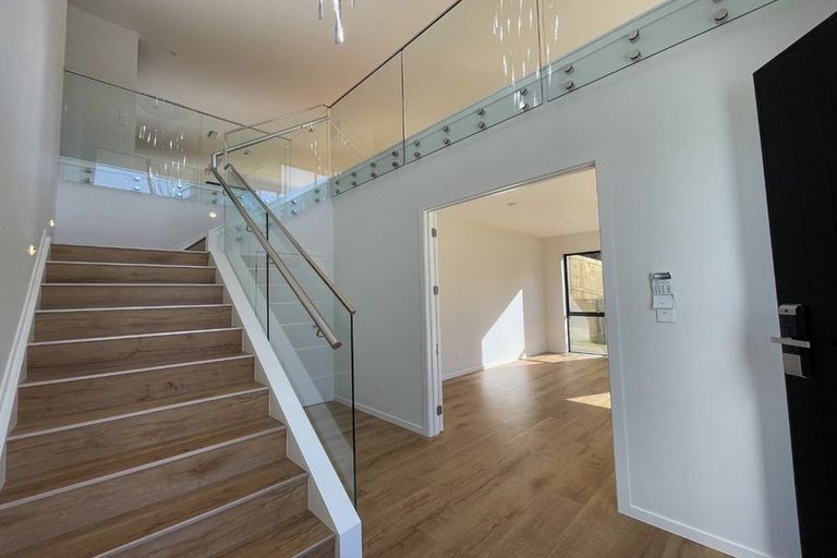 Photo of property in 10 Awaiti Way, Orewa, 0931