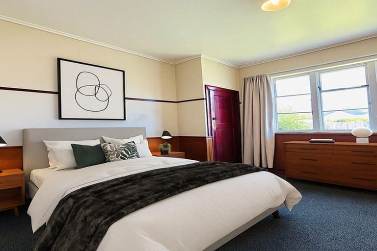 Photo of property in 13 Huia Street, Riccarton, Christchurch, 8041