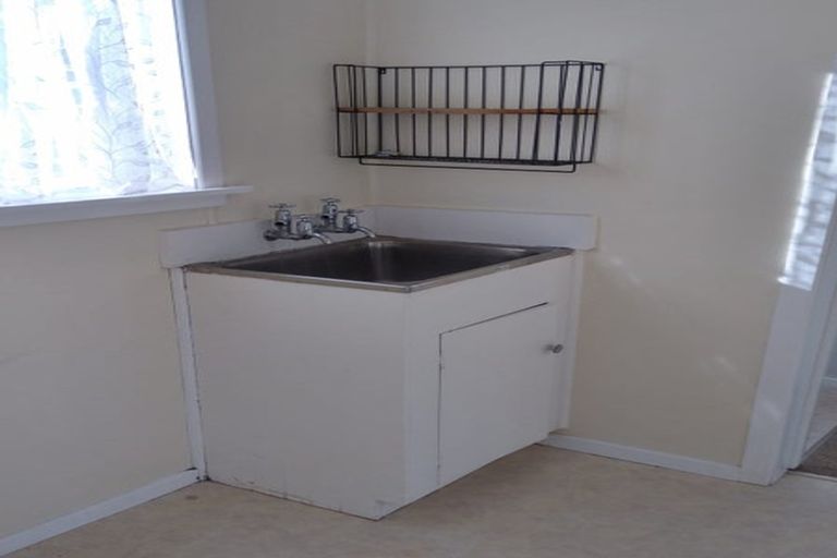 Photo of property in 7 Margaret Place, Merrilands, New Plymouth, 4312