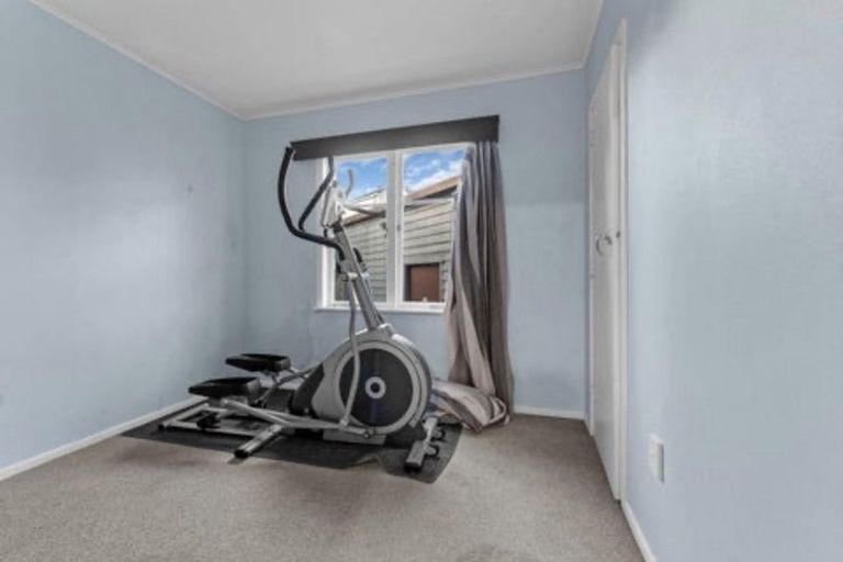 Photo of property in 38 Espalier Drive, Henderson, Auckland, 0612