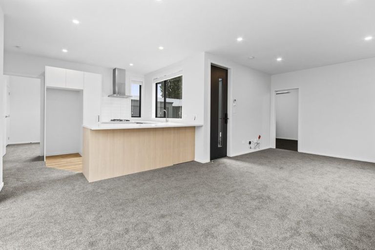 Photo of property in 2/61 Forest Lake Road, Hamilton, 3200