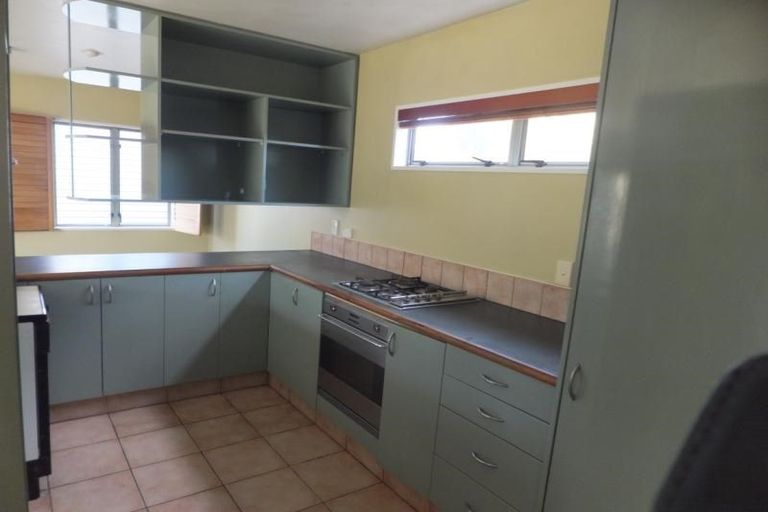 Photo of property in 1/19 Hills Road, Edgeware, Christchurch, 8013