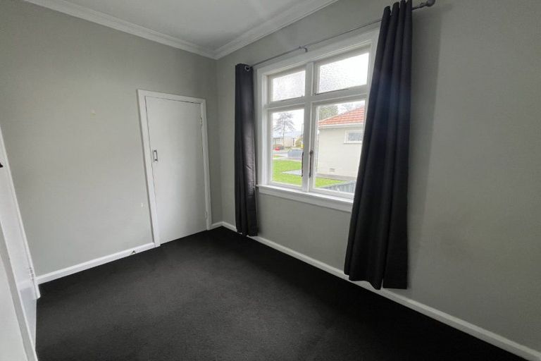 Photo of property in 30 Botanical Road, Takaro, Palmerston North, 4412