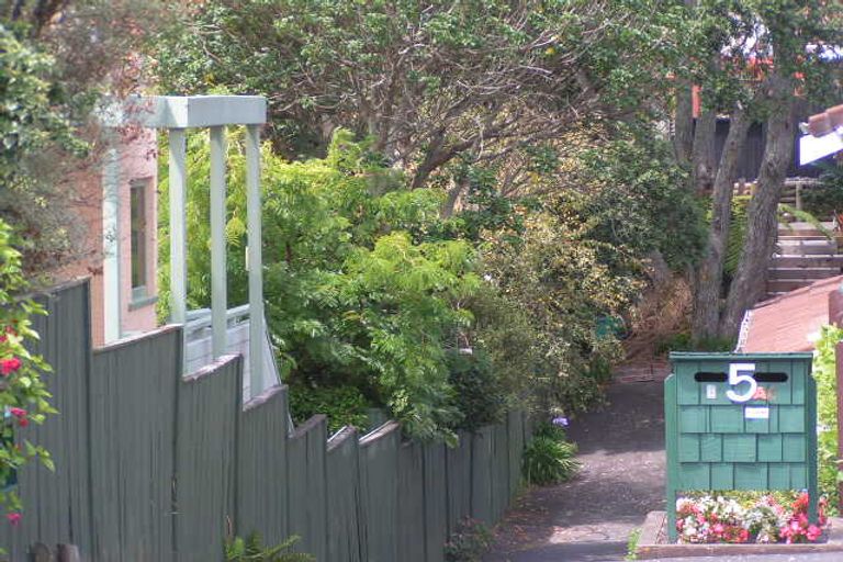 Photo of property in 4/5 Park Avenue, Takapuna, Auckland, 0622