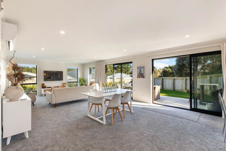 Photo of property in 8 Manakohi Street, Spotswood, New Plymouth, 4310