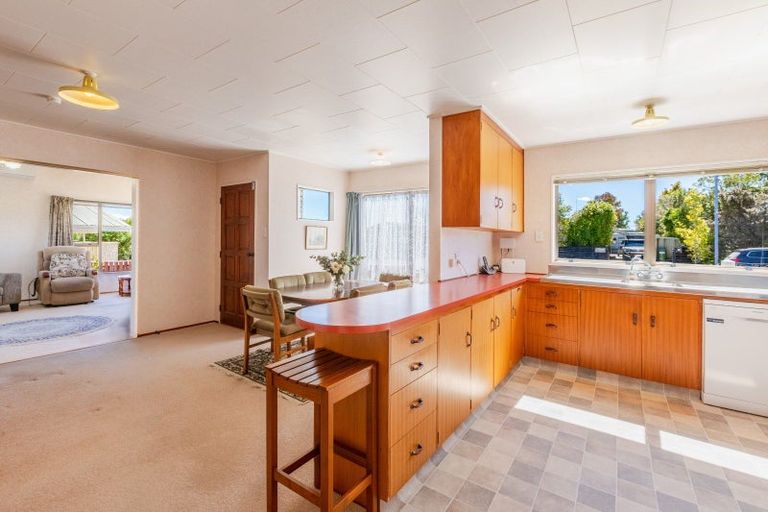 Photo of property in 15 Mclean Terrace, Waipukurau, 4200
