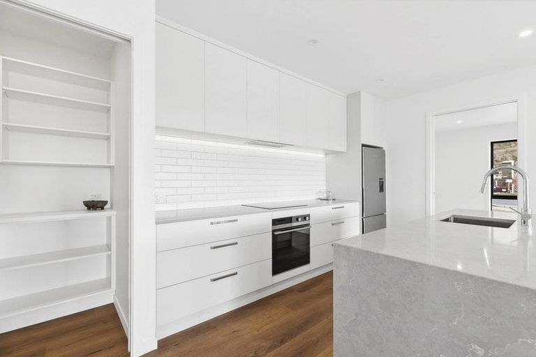 Photo of property in 33 Atkins Road, Luggate, Wanaka, 9382