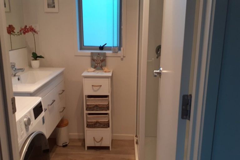 Photo of property in 11 Kamahi Crescent, Papamoa Beach, Papamoa, 3118