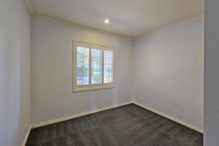 Photo of property in 72 Kent Terrace, Taradale, Napier, 4112