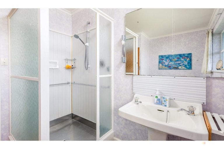 Photo of property in 2 Betten Street, Waimate, 7924