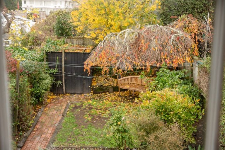 Photo of property in 5b Saint Mary Street, Thorndon, Wellington, 6011