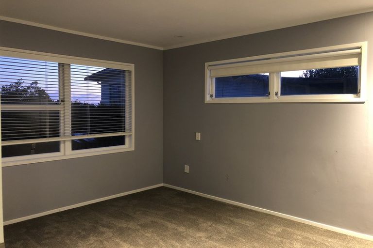 Photo of property in 17 Maugham Drive, Bucklands Beach, Auckland, 2014