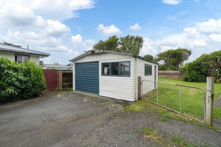 Photo of property in 63 Cunningham Street, Grasmere, Invercargill, 9810