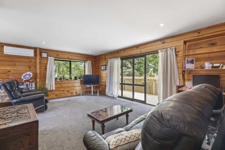 Photo of property in 150 Carnoustie Drive, Wattle Downs, Auckland, 2103