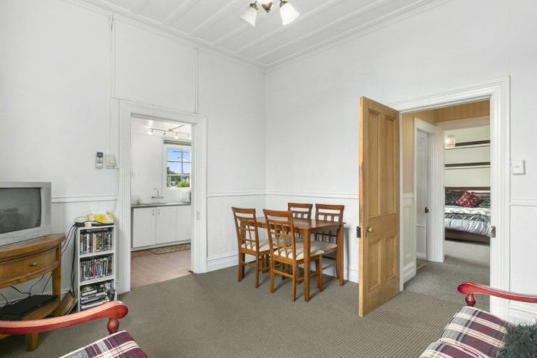 Photo of property in 1 Queens Drive, Saint Kilda, Dunedin, 9012