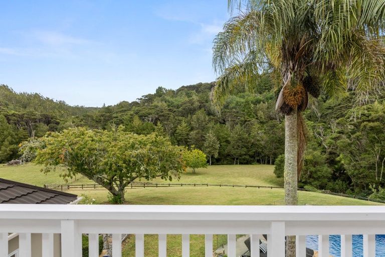 Photo of property in 45 Hardens Lane, Paremoremo, Auckland, 0632