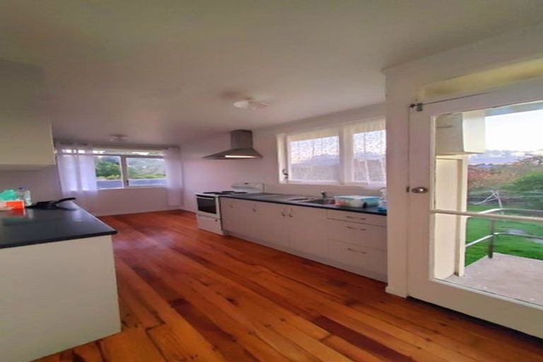 Photo of property in 15 Whiteman Road, Kawakawa, 0210
