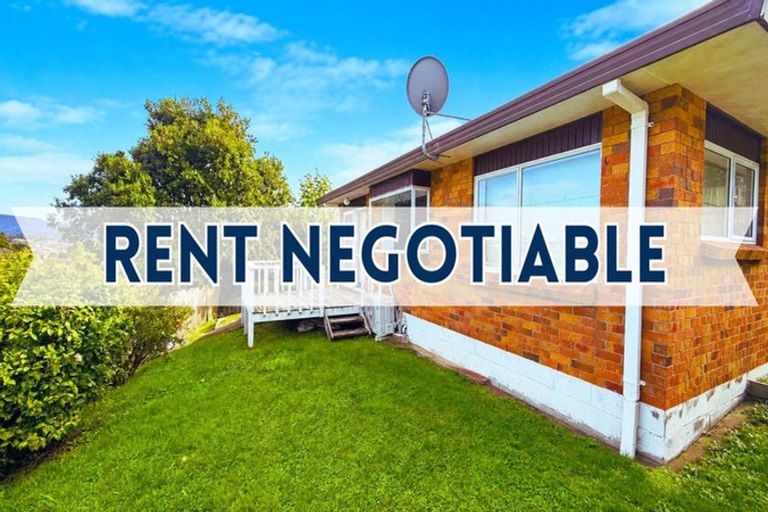Photo of property in 3/74 West Coast Road, Glen Eden, Auckland, 0602